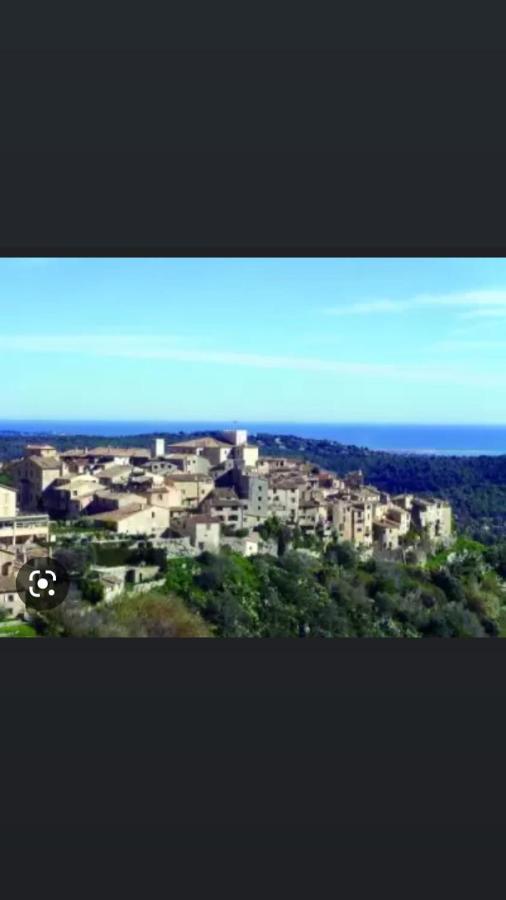 Carpe Diem Hotel Tourrettes-sur-Loup Exterior photo