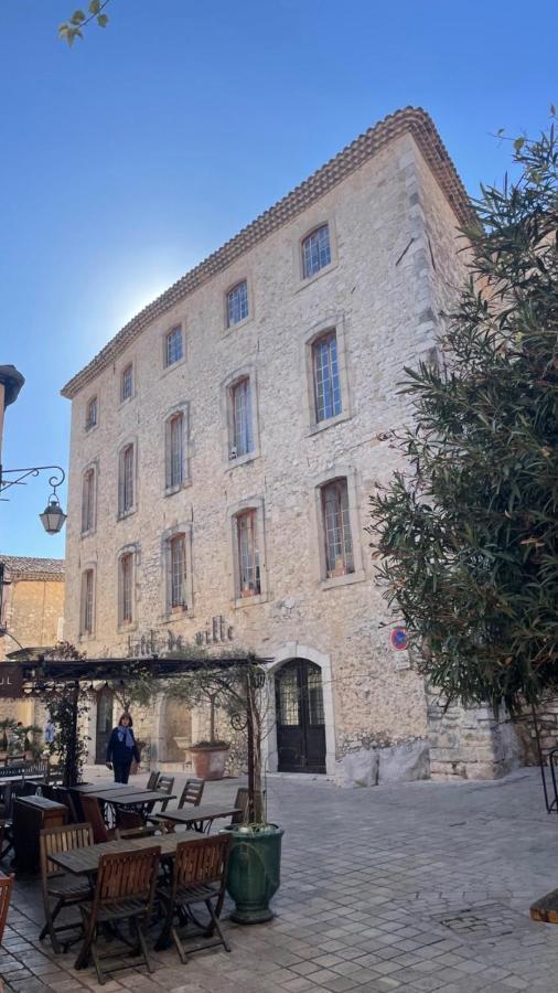 Carpe Diem Hotel Tourrettes-sur-Loup Exterior photo